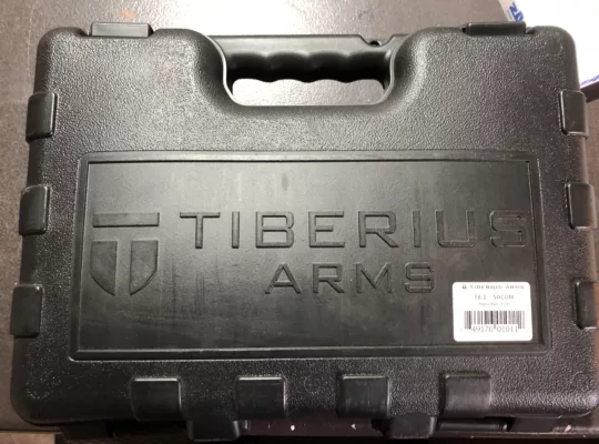 Tiberius Arms T8.1 SOCOM unbenützt 2 Magazine