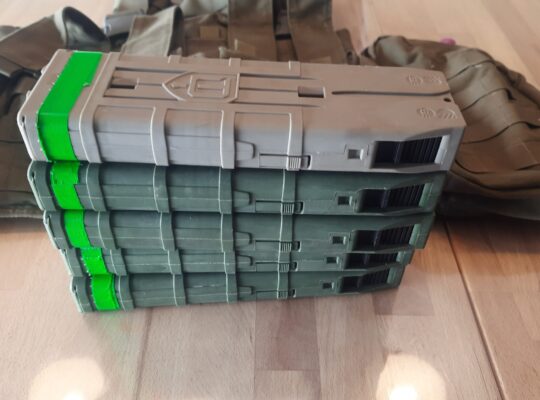 5 Dye Dam / EMF / EMG 100 Magazine + Tasmanian Tig