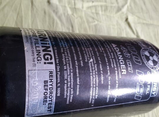 PURE ENERGY 3000PSI 48CU Aluminium Flasche