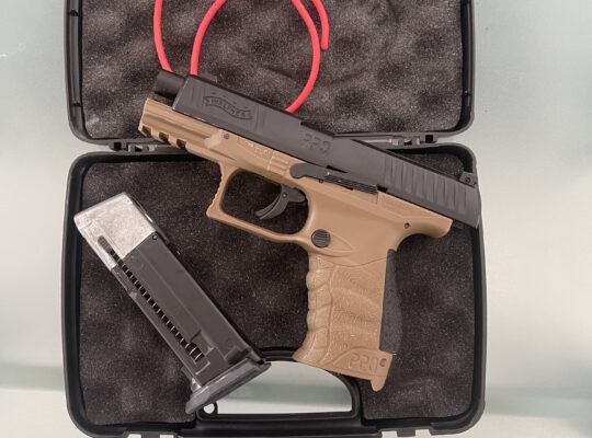 Walther/Umarex PPQ M2 T4E Pistole C02, 1 Magazin