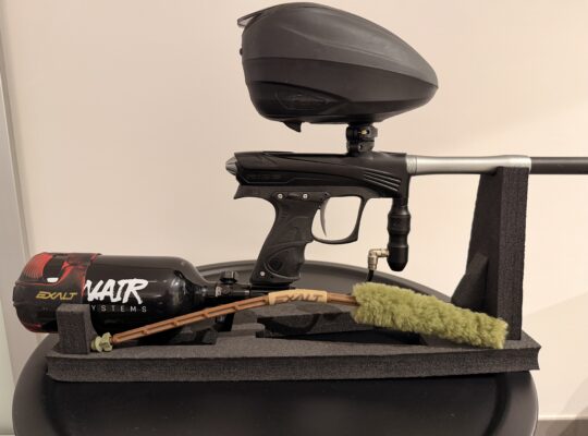 Dye Rize CZR Paintball Markierer inkl. Zubehör
