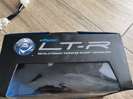 Paintball Komplettset – DYE Rize CZR