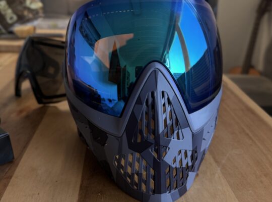 NEUE DYE I5 Urban Camo Grey inkl. 2x HDR Gläser