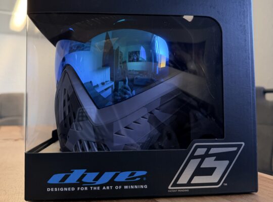 NEUE DYE I5 Urban Camo Grey inkl. 2x HDR Gläser
