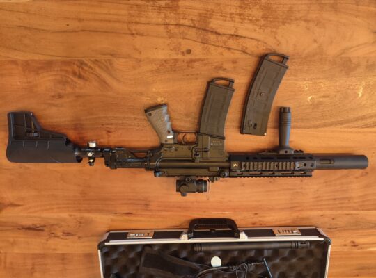 Tippmann TMC mit viel Zubehör